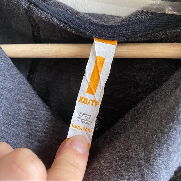 💙 Lucy Surrender Cowel Neck sweatshirt - Picture 8 of 9